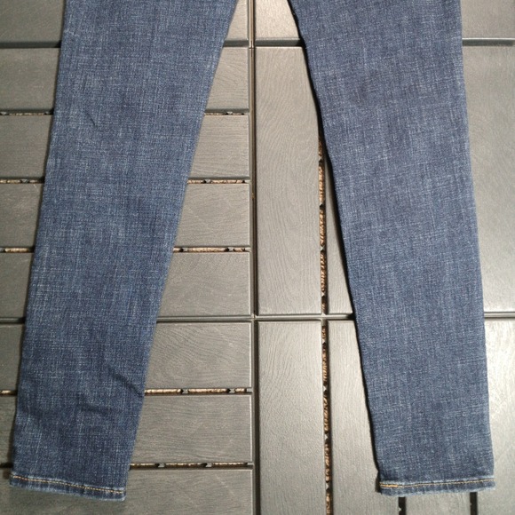 WOMEN'S LEVI'S‎ 721 SIZE 28 28X30 HIGH RISE SKINNY DARK DENIM JEANS JD107 - Picture 9 of 10